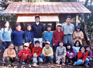 シュタイナー学校の家作りの授業