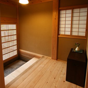 日本家屋の玄関内部